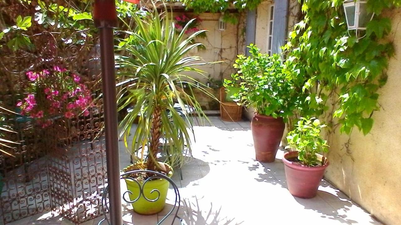Le Domaine De La Lezardiere B&B Espiet 외부 사진